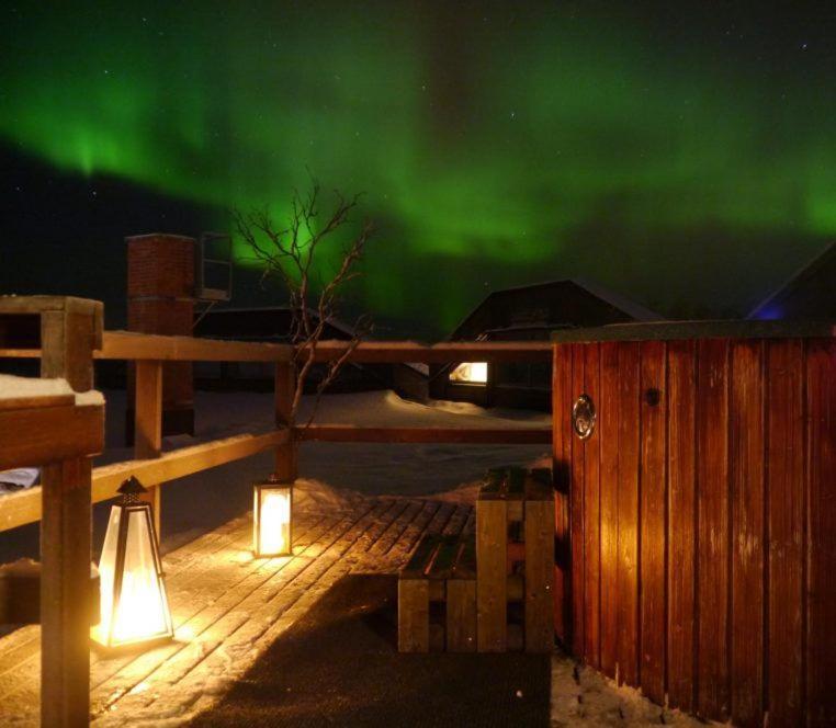 基律纳玛塔拉卡北极光旅舍别墅 外观 照片
